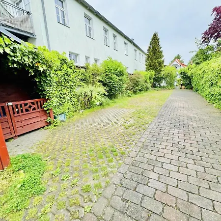 Haus Vier Freunde, Gabor * ロストック